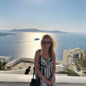 Meet your Posher, Lauren